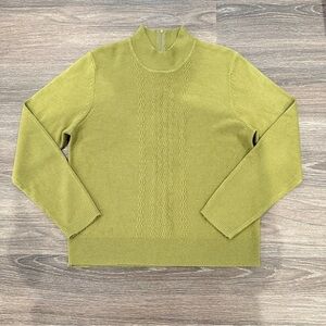 Vintage Koret Women’s Light Green Crew Neck Sweater Top Long Sleeves sz M/P